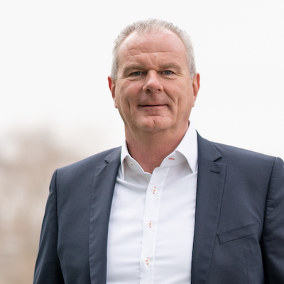 Paul Schewzik – CEO & Gründer